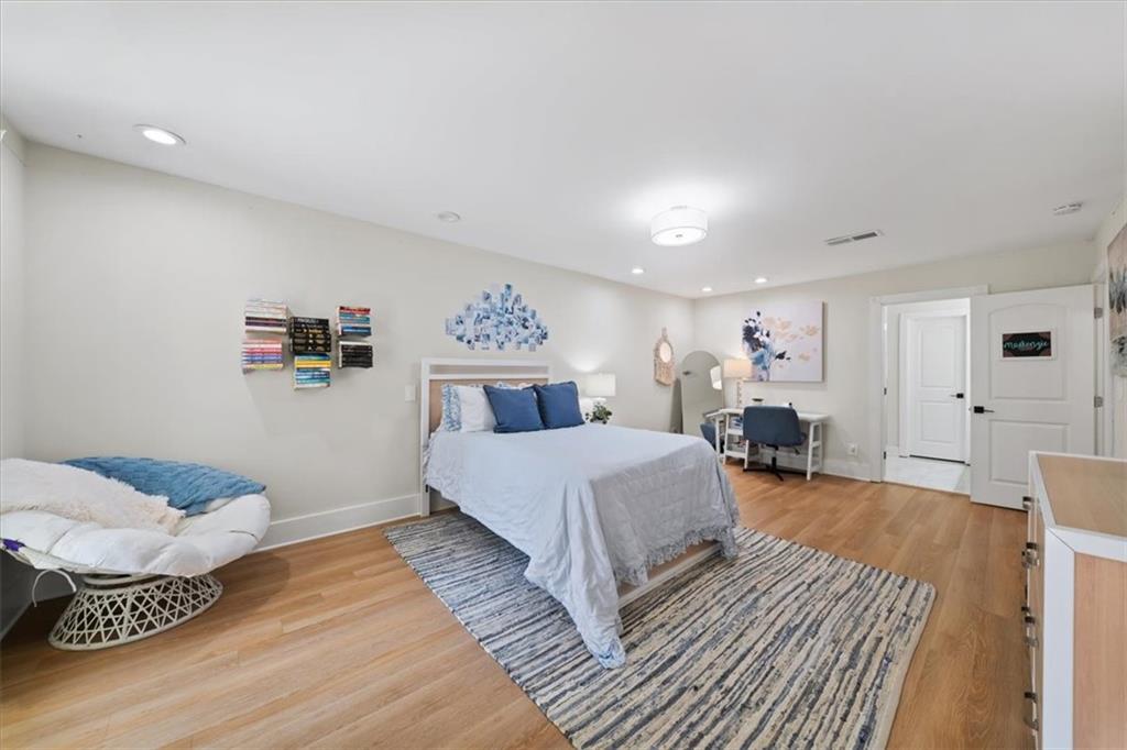 4101 Thunderbird Drive SE