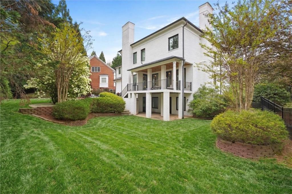 3 Old Paces Place NW