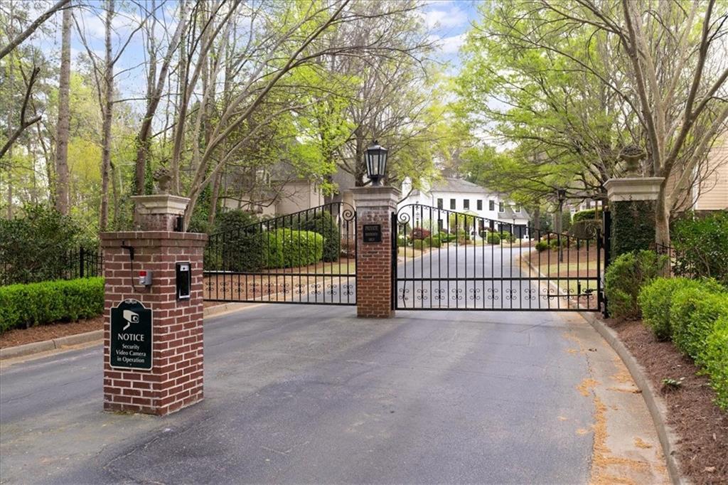 3 Old Paces Place NW