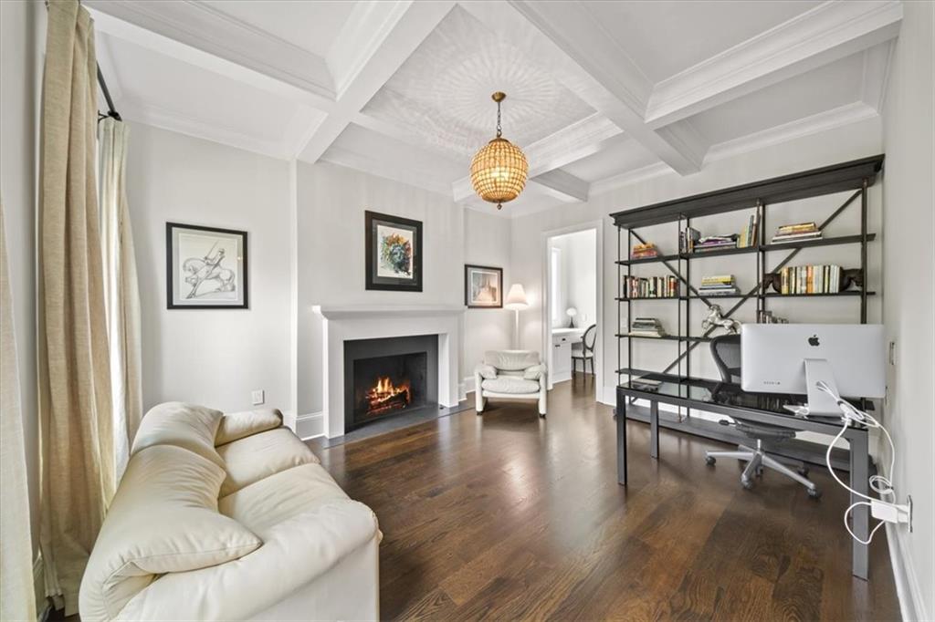 3 Old Paces Place NW