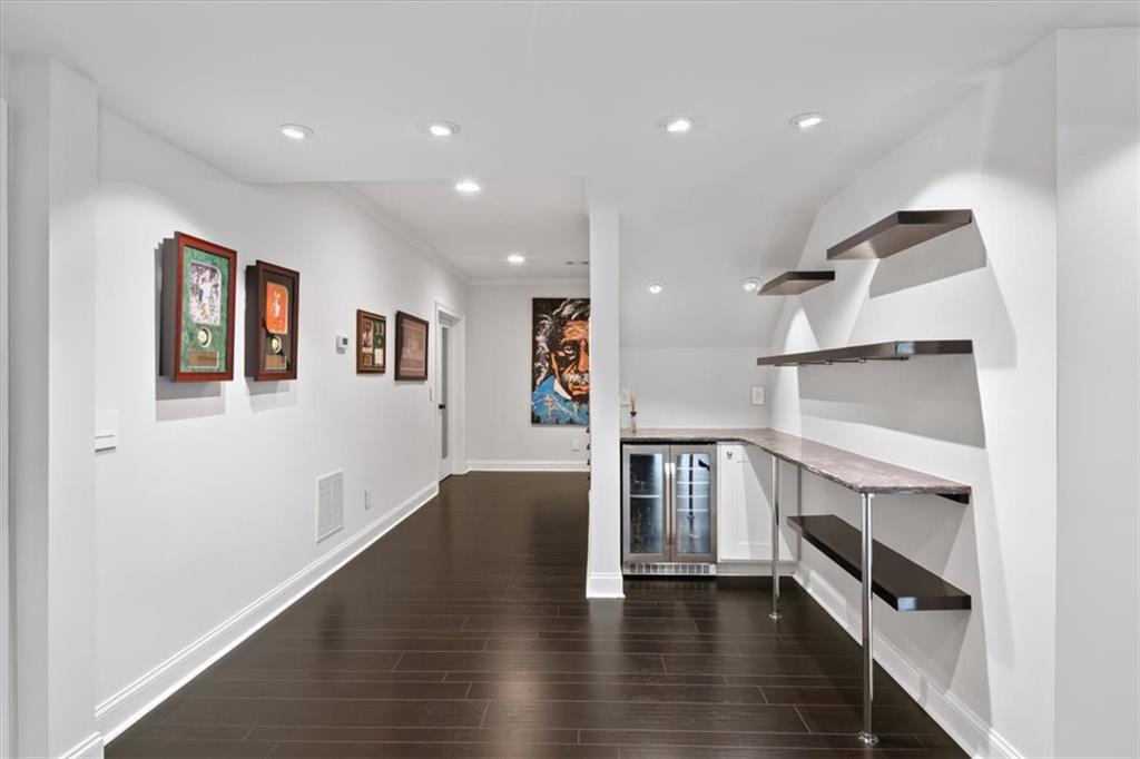 3 Old Paces Place NW