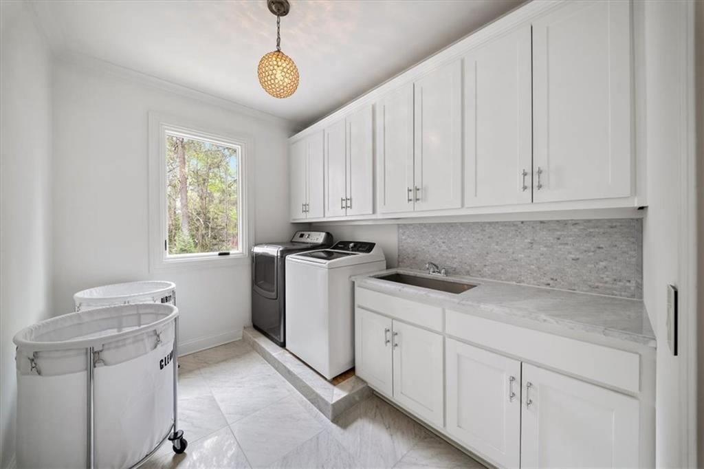 3 Old Paces Place NW