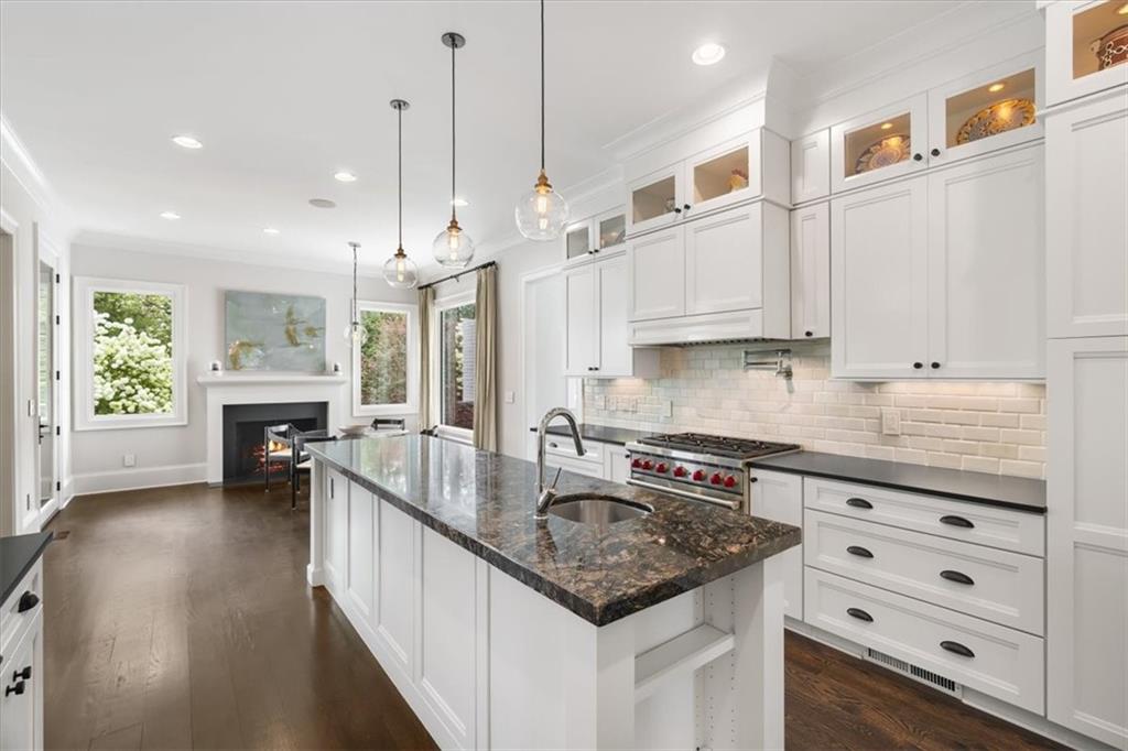 3 Old Paces Place NW