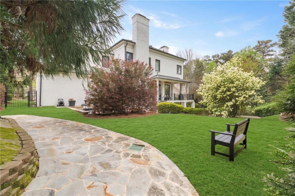 3 Old Paces Place NW