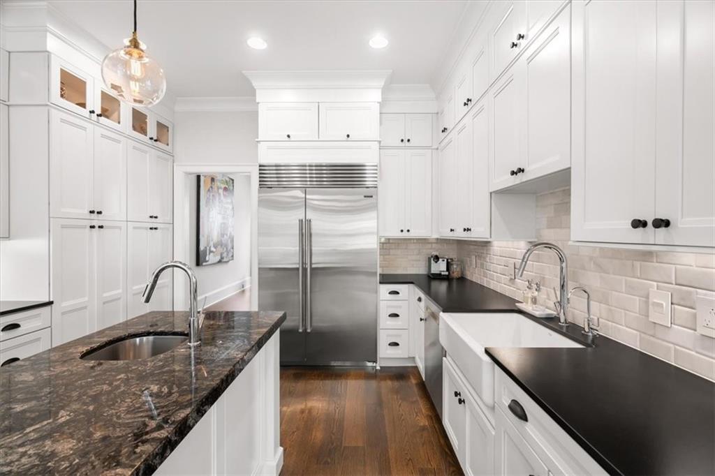 3 Old Paces Place NW