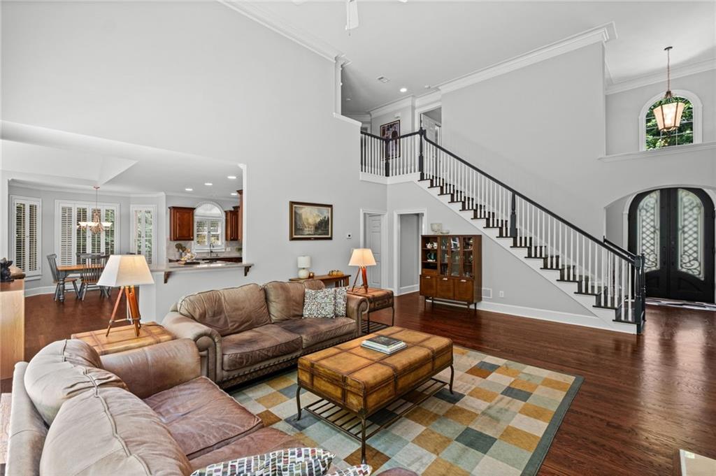 152 Grandmar Chase