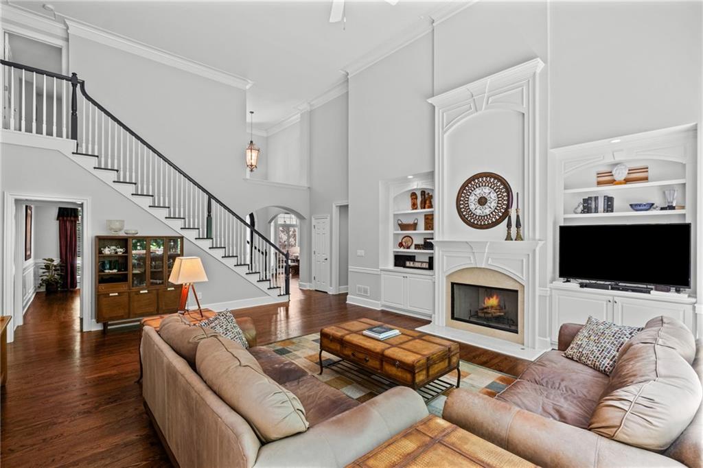 152 Grandmar Chase