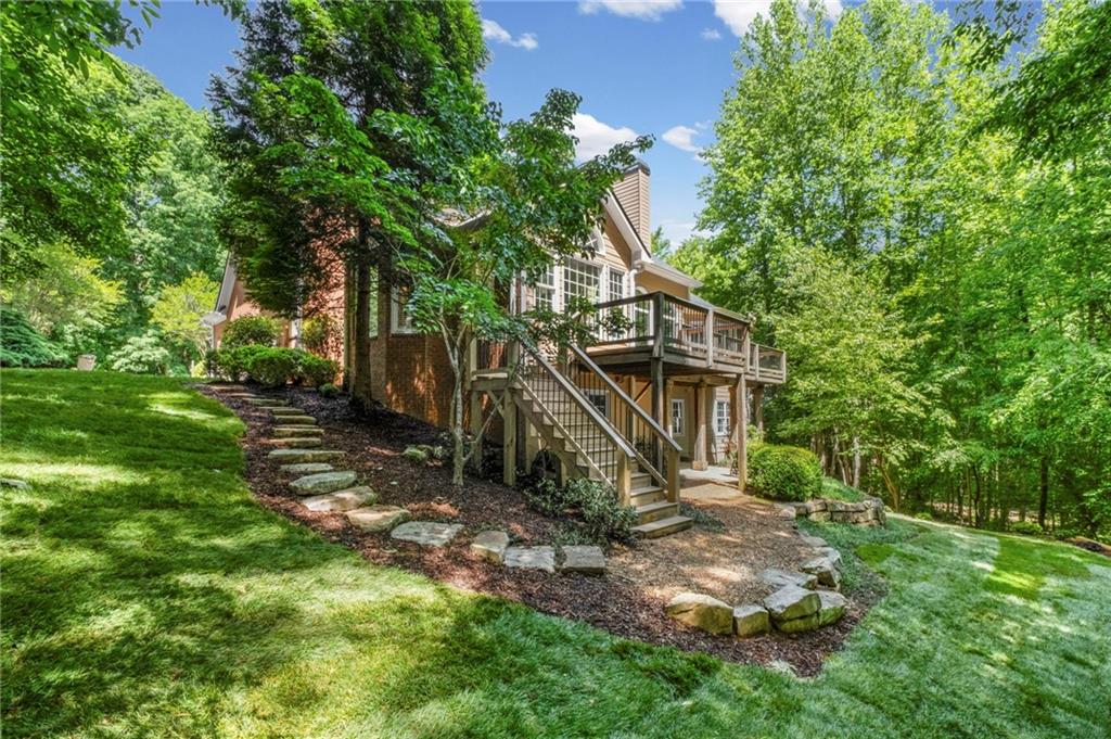 152 Grandmar Chase
