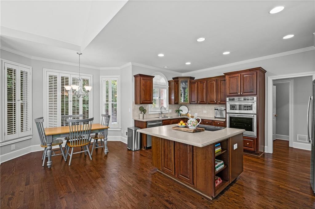 152 Grandmar Chase