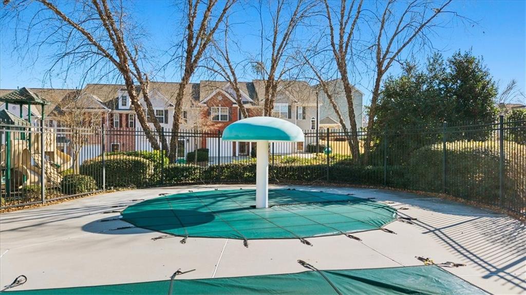 2151 Somerset Place SE