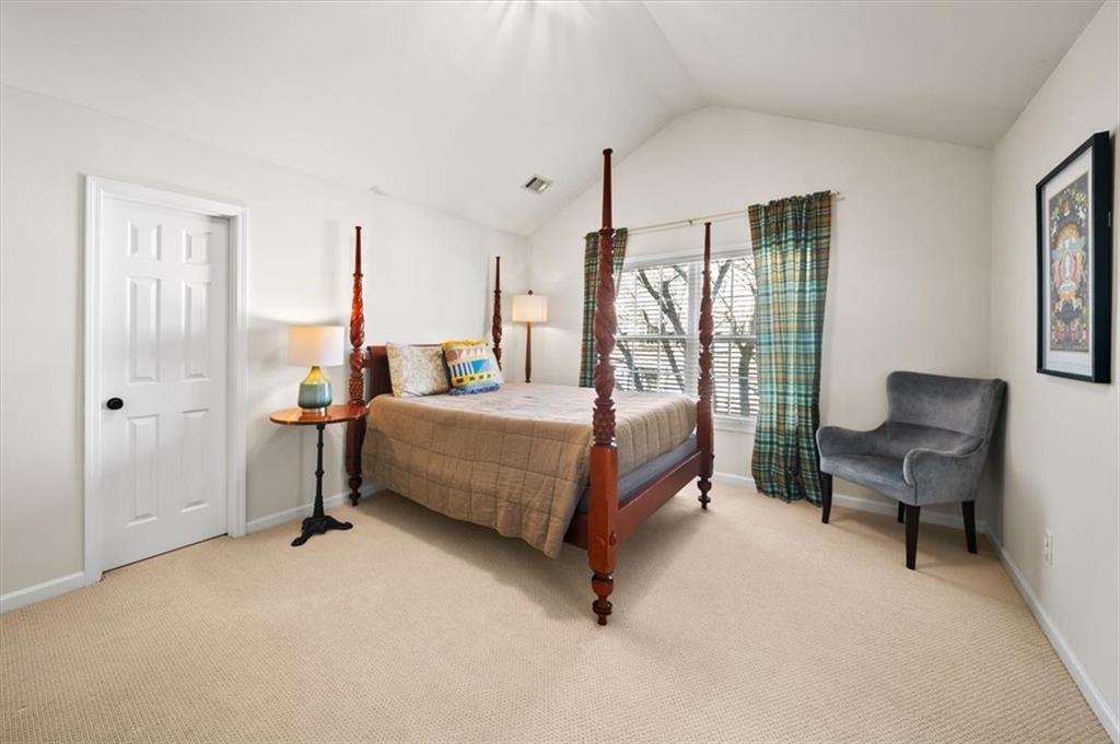 2151 Somerset Place SE