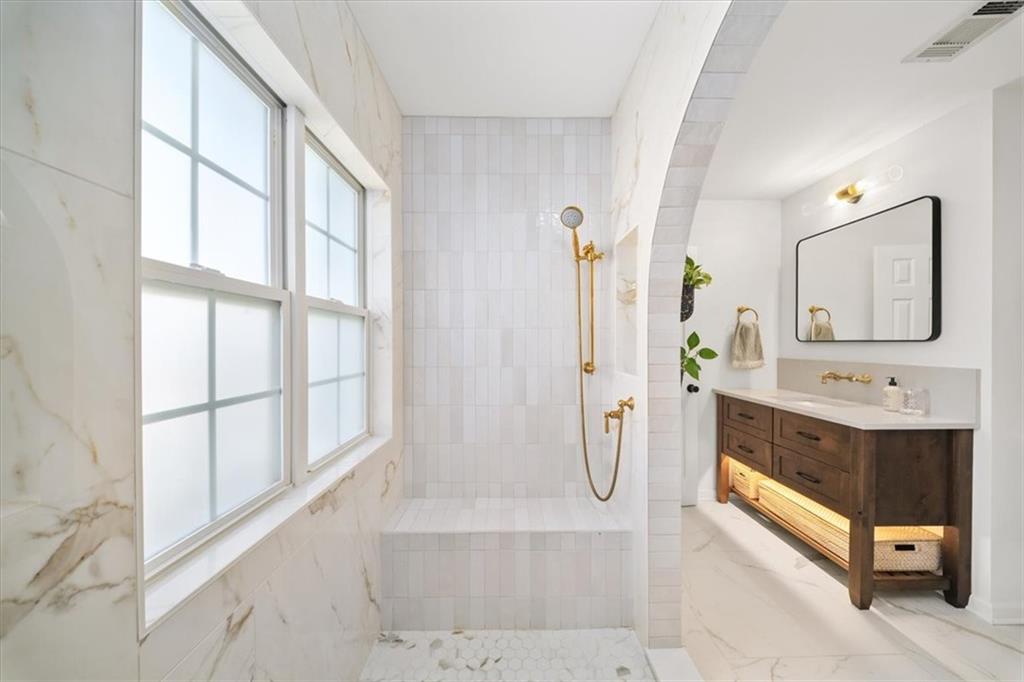 2151 Somerset Place SE