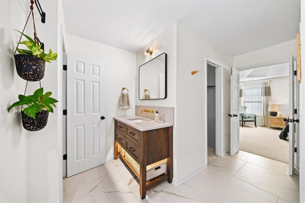 2151 Somerset Place SE