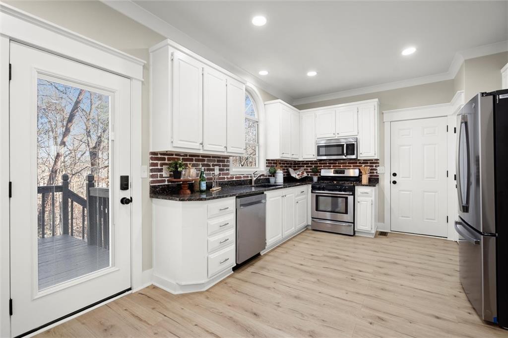 377 Westchester Way