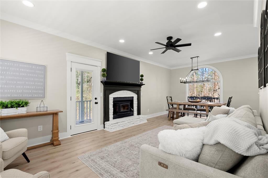377 Westchester Way