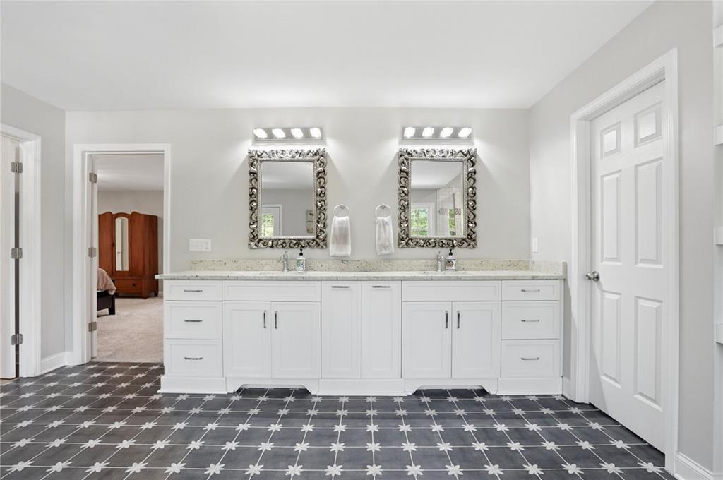 13770 Birmingham Highway