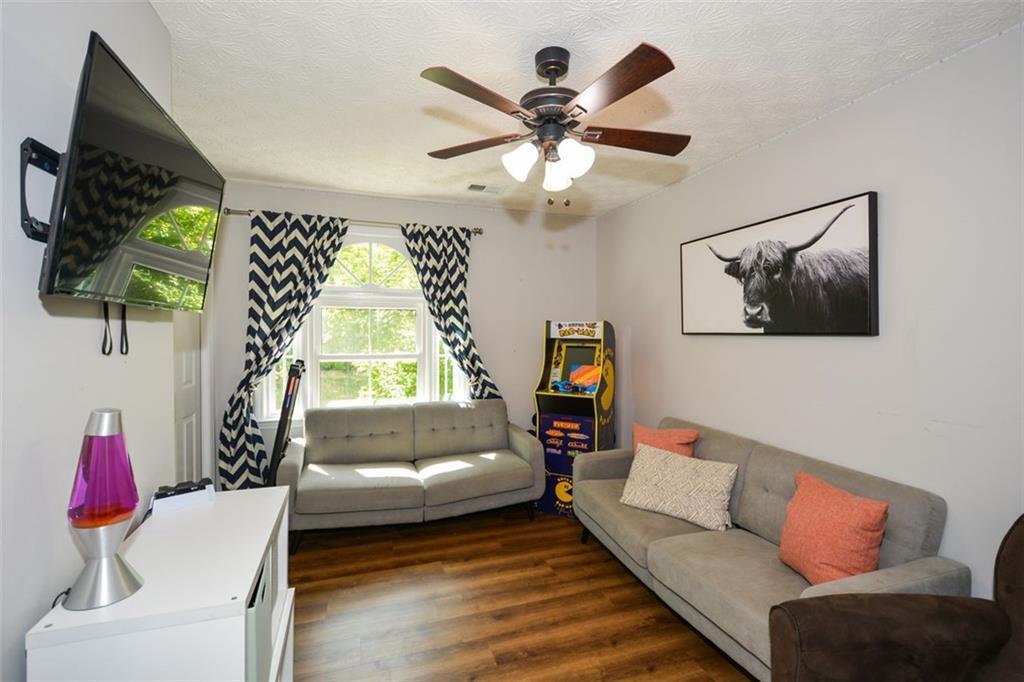 304 Cacique Court