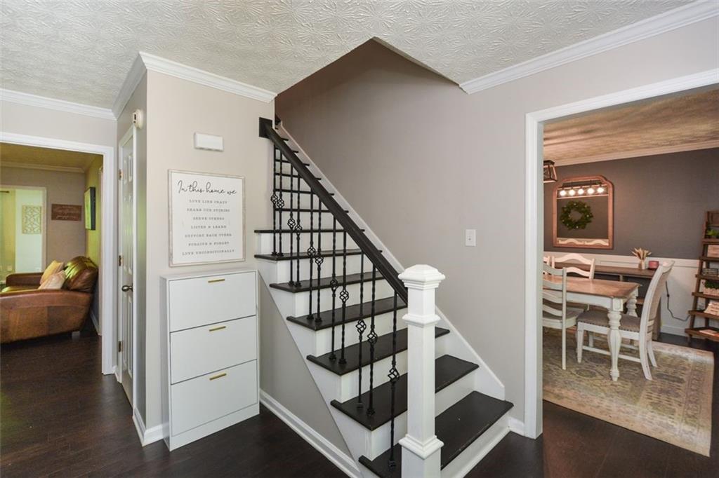 304 Cacique Court