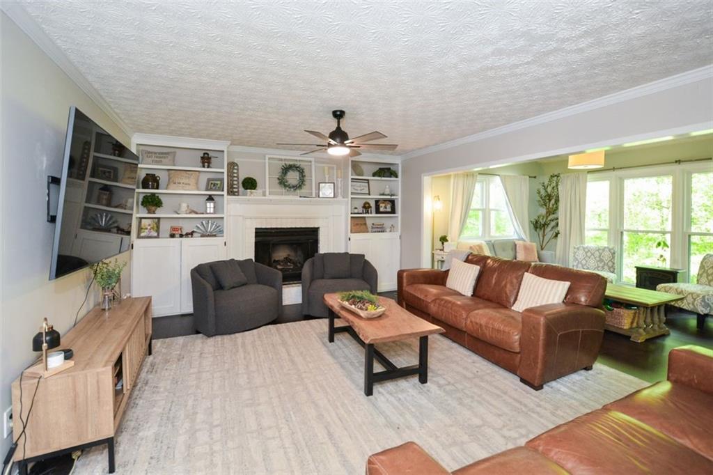 304 Cacique Court