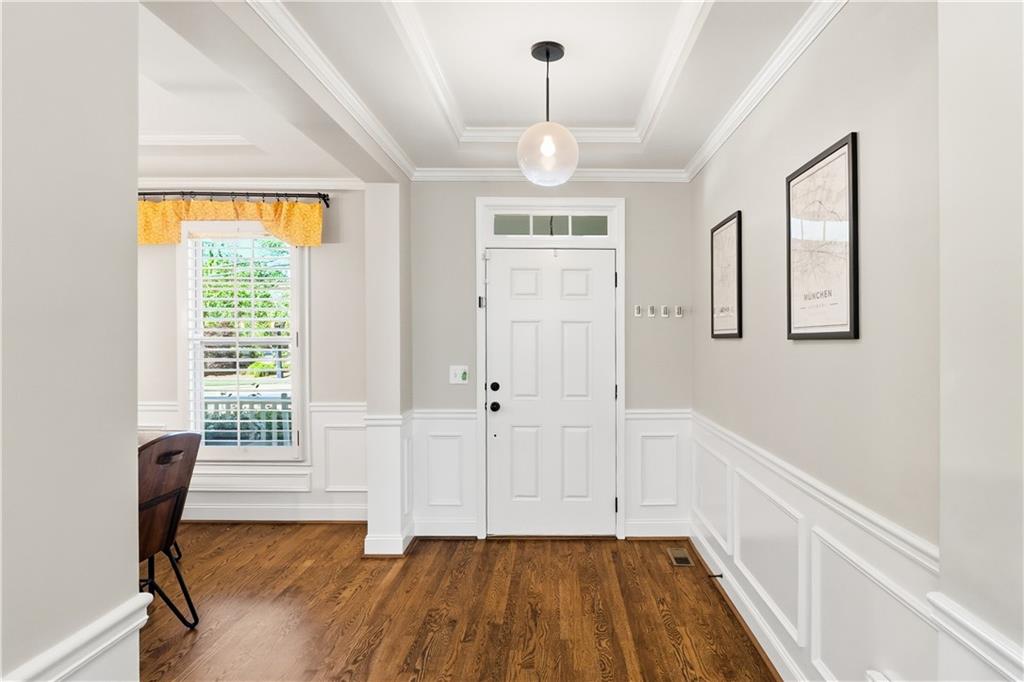 108 Mountain View Road NW