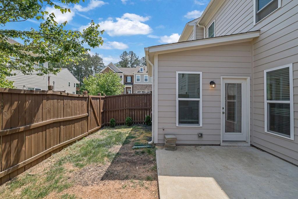 221 Ellis Lane