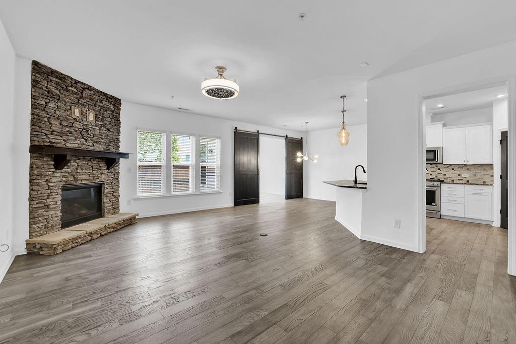 221 Ellis Lane