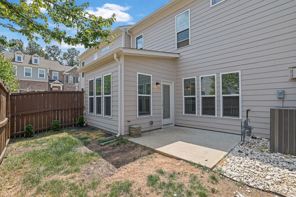 221 Ellis Lane