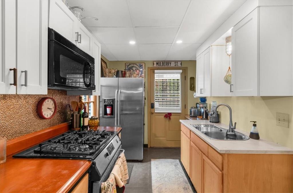 12493 Charlotte Drive