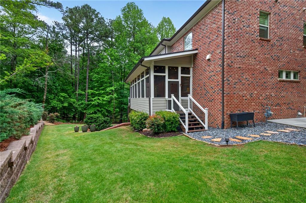 5548 Farmside Way