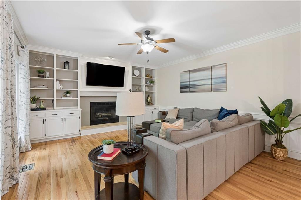 3671 Forest Peak Landing