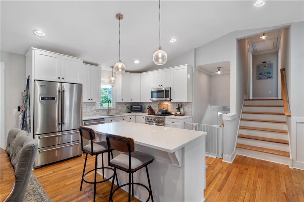2708 Frontier Trail