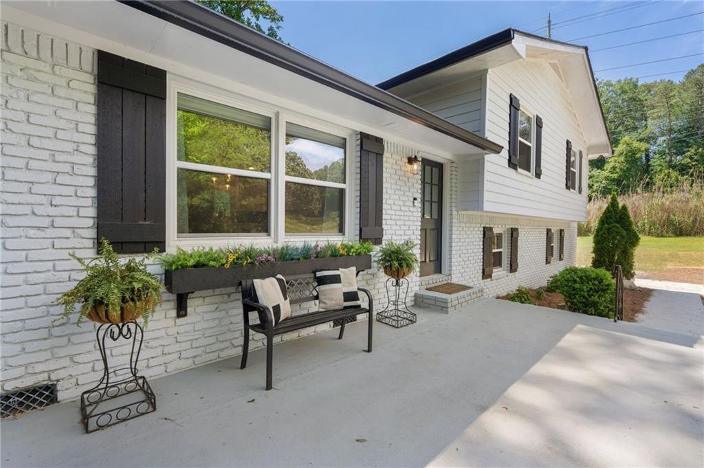 2708 Frontier Trail