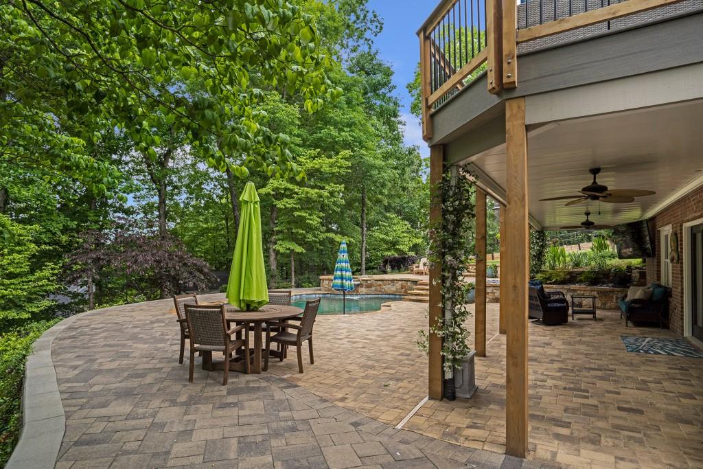 280 Sweet Briar Court
