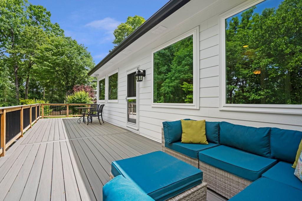 280 Sweet Briar Court