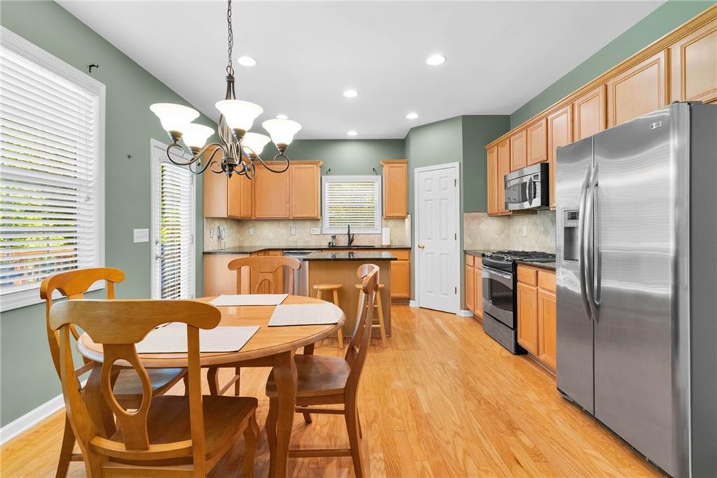 407 Whisper Wind Lane