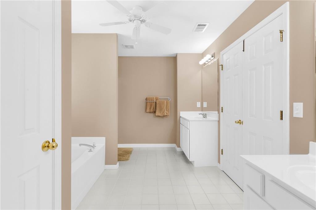 407 Whisper Wind Lane