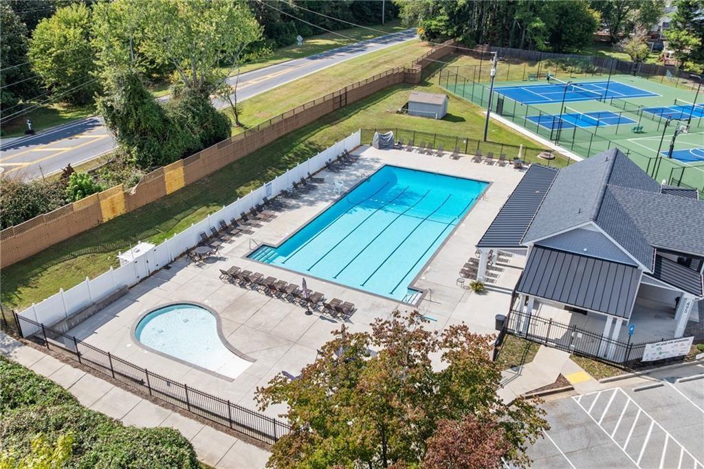 220 Saddle Lake Drive