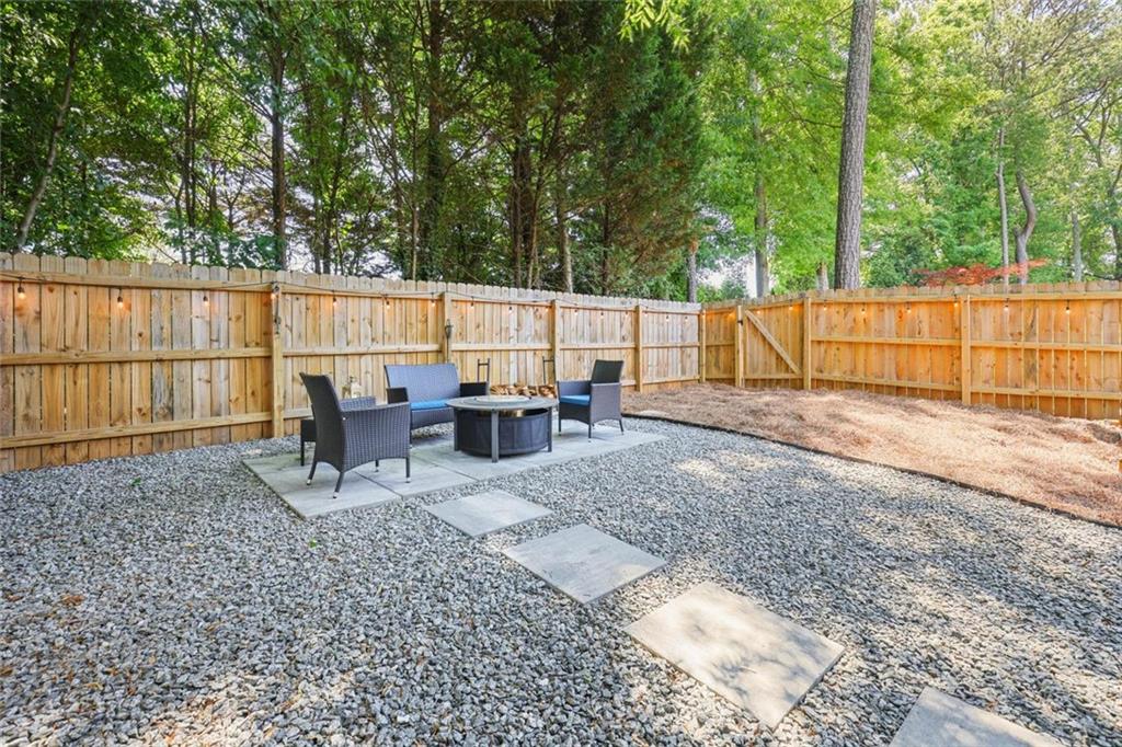 1032 Creatwood Circle