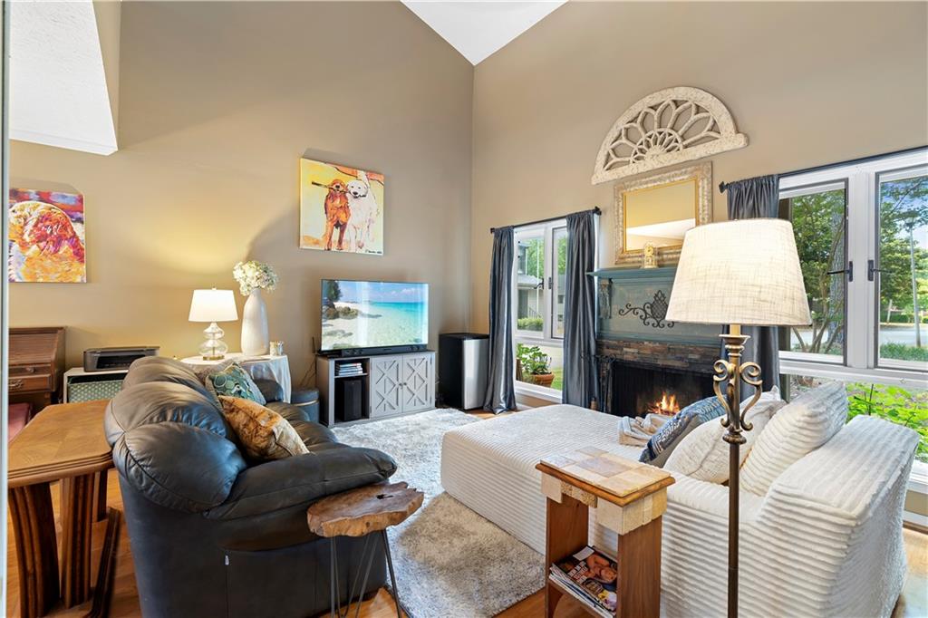 2476 Cedar Canyon Court SE