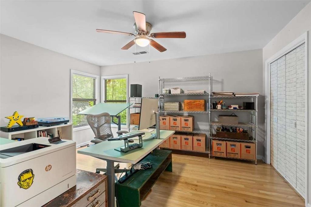 4262 Loch Highland Parkway