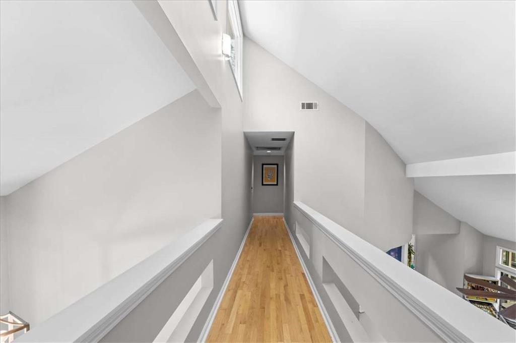 4262 Loch Highland Parkway