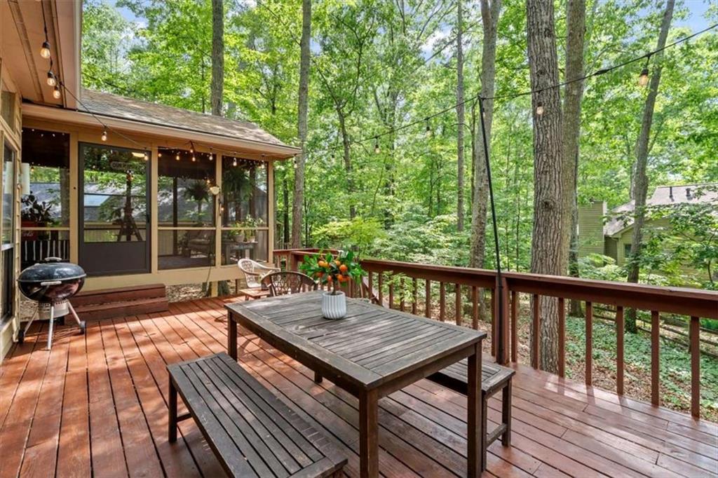 4262 Loch Highland Parkway