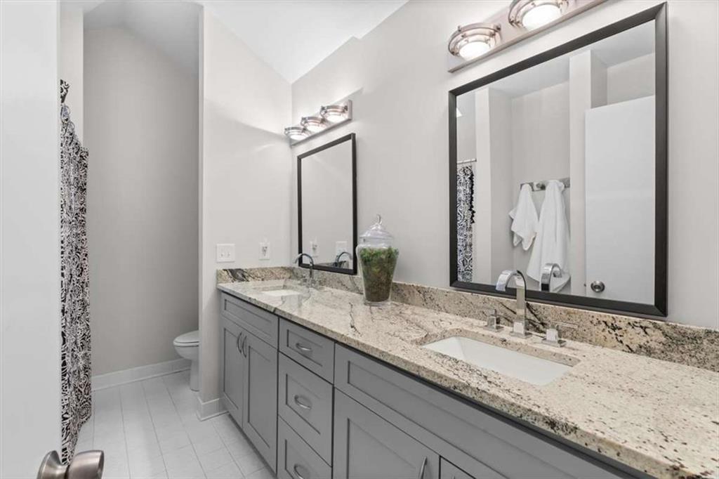 4262 Loch Highland Parkway