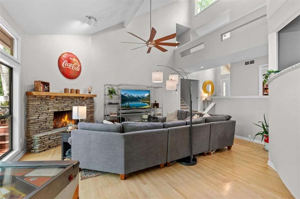 4262 Loch Highland Parkway