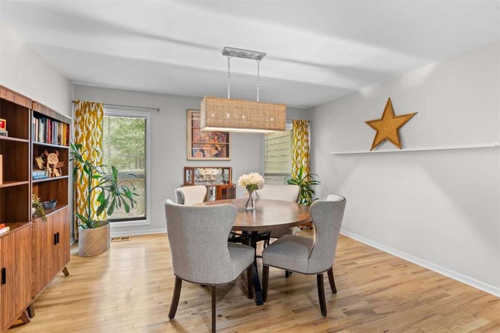 4262 Loch Highland Parkway