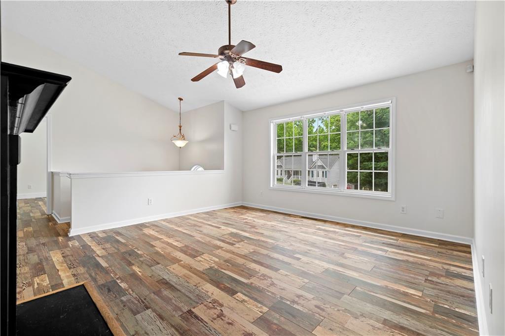 1695 Cedar Hill
