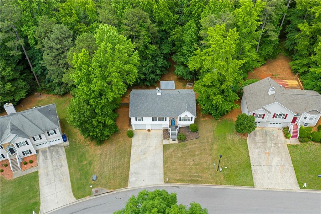1695 Cedar Hill