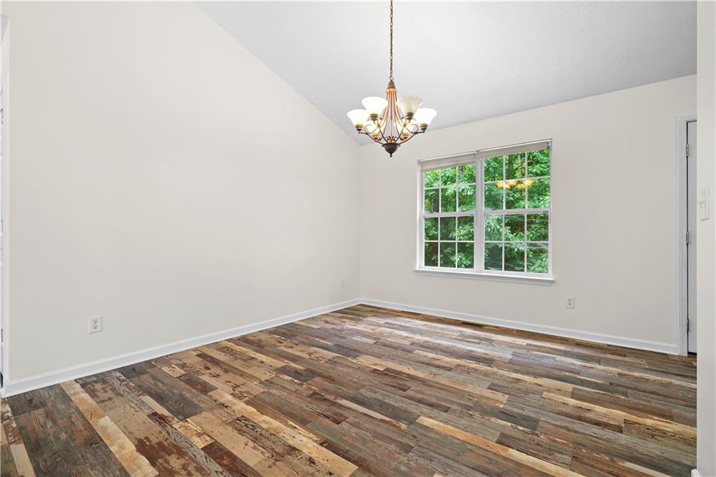 1695 Cedar Hill