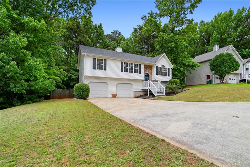 1695 Cedar Hill