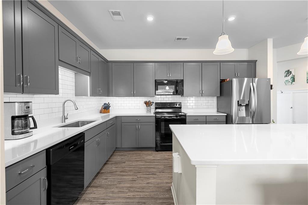 26 Felton Walk Boulevard